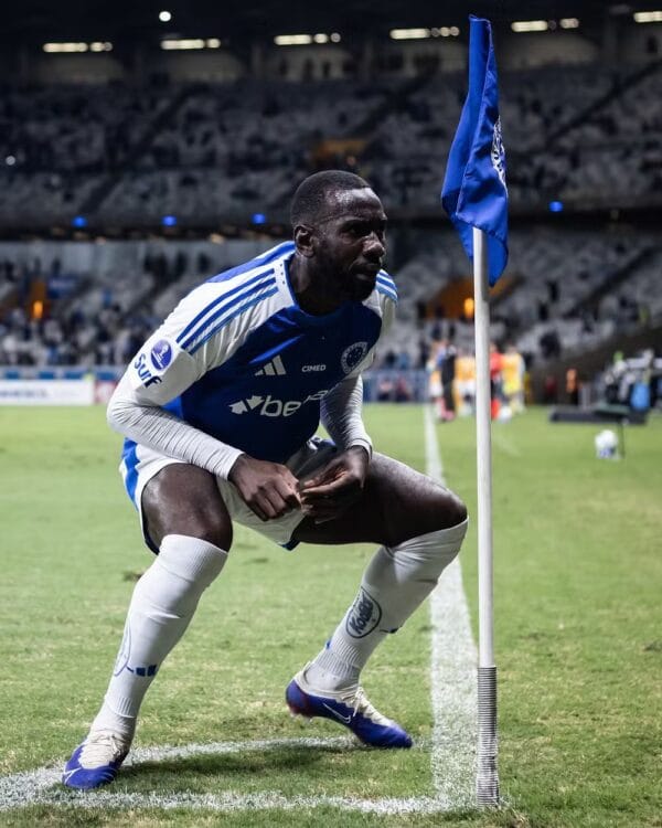 54520295856-f6b27c7254-k_11zon