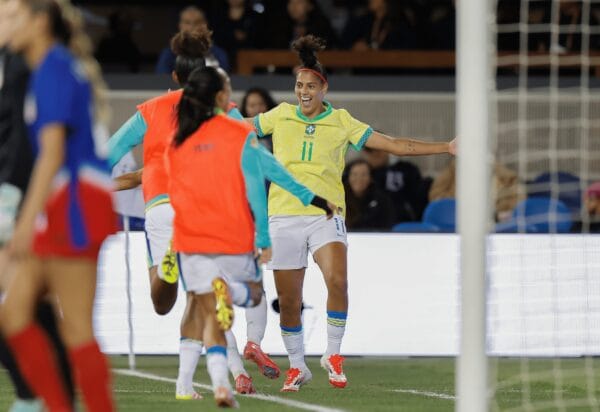 54440413359_80cec86a6d_o_11zon (1)