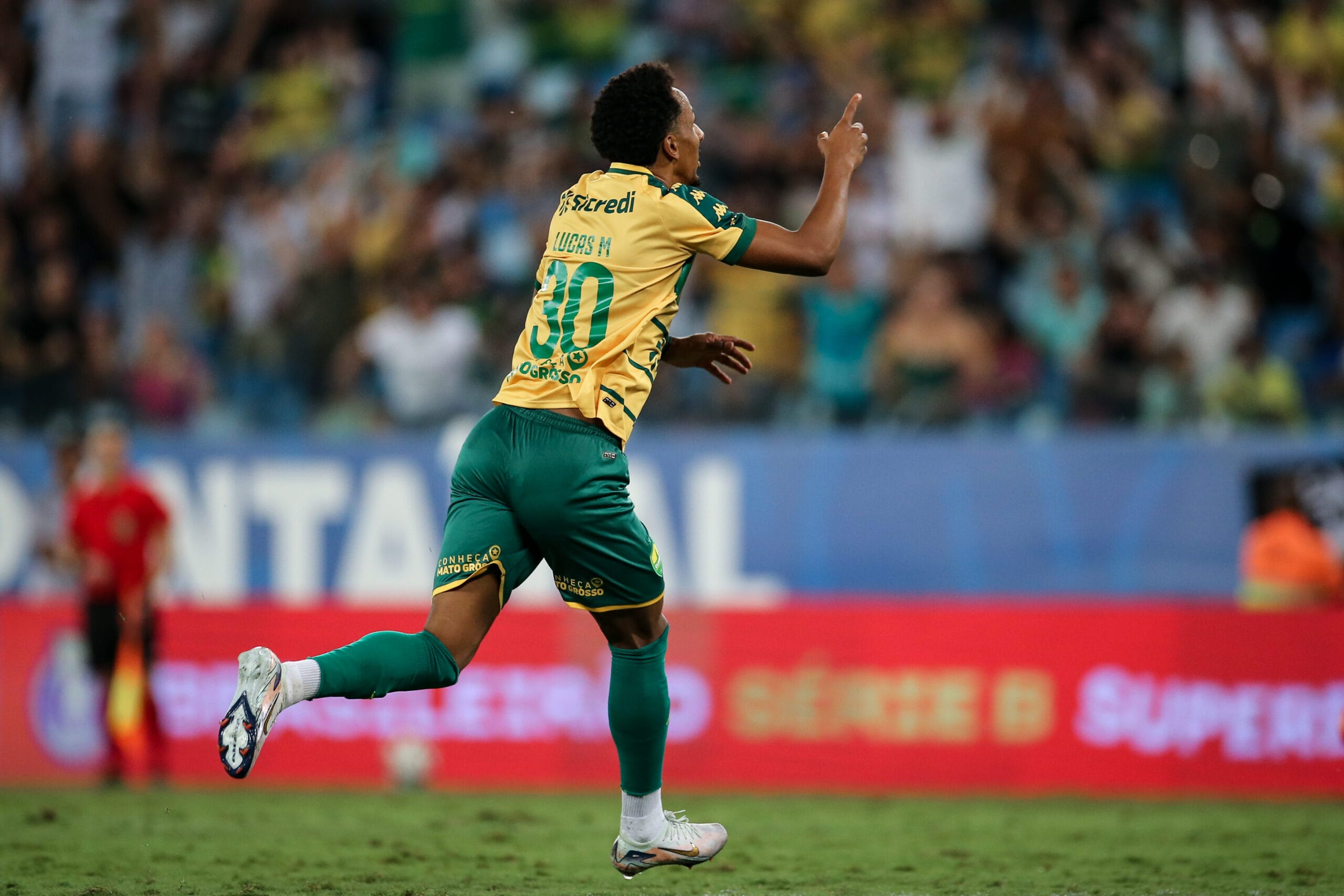 Cuiabá vence o Paysandu e consolida permanência no G-4 da Série B - Canal Na Coruja