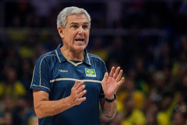 Zé Roberto elogia postura da Seleção após vitória sobre os EUA por 3x0: “Gostei do time, das atitudes”