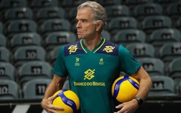 Bernardinho define elenco para estreia do Brasil contra o Irã na Liga das Nações de Vôlei