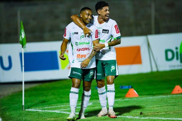 91e1dc_c77ef2018f634d4f954f70444