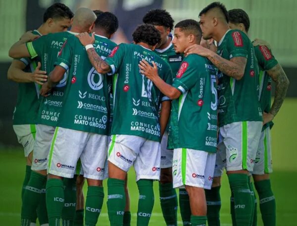 Captura de tela_18-7-2025_132037_www.instagram.com