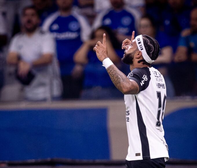 Memphis Depay, Jogador do Corinthians x Penarol