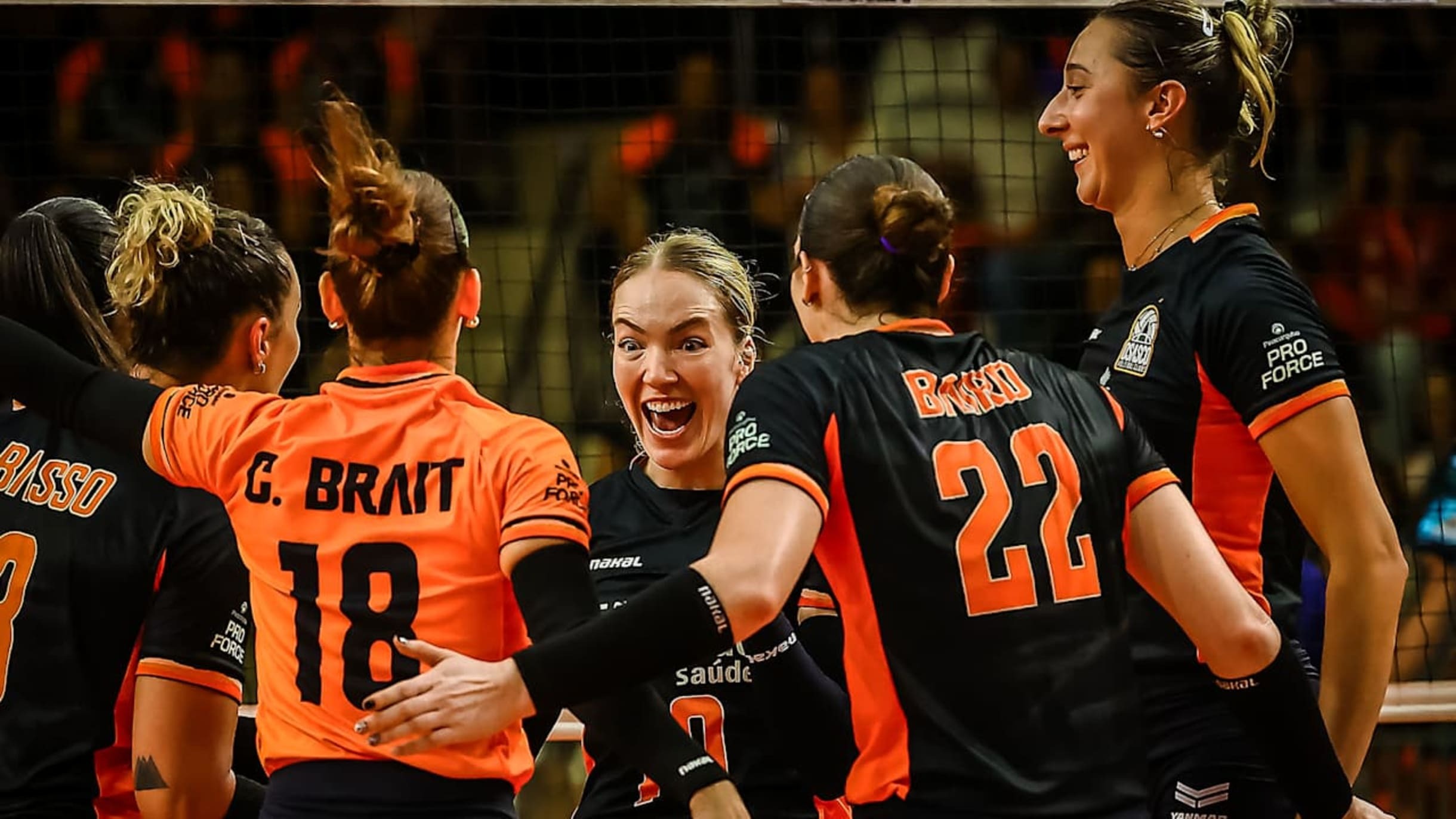 Osasco e Conegliano se enfrentam por vaga na final do Mundial de Clubes de Vôlei Feminino - Canal Na Coruja
