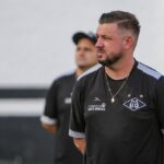 Lucas Isotton deixa o comando do Mixto após eliminação na Série D 36 “Fizemos o nosso pior primeiro tempo do campeonato”, diz Lucas Isotton após empate com o Sport Sinop - Canal Na Coruja