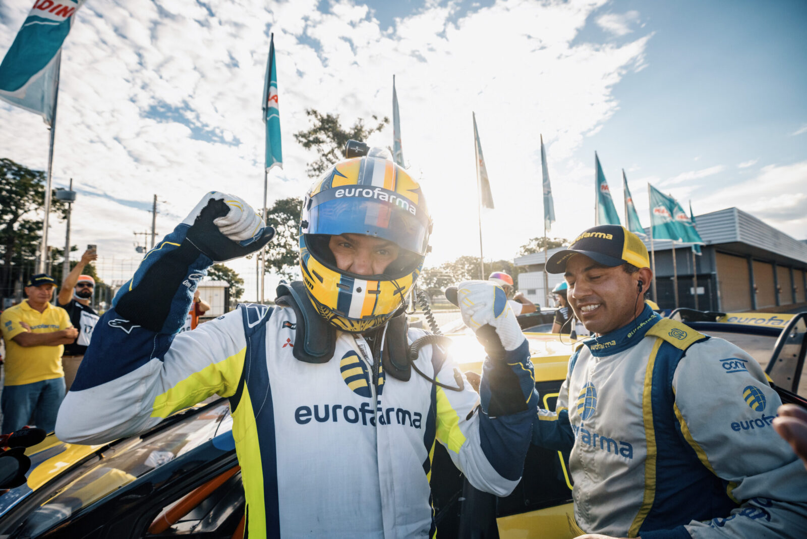 Felipe Fraga vence e é novo líder da BRB Stock Car Pro Series