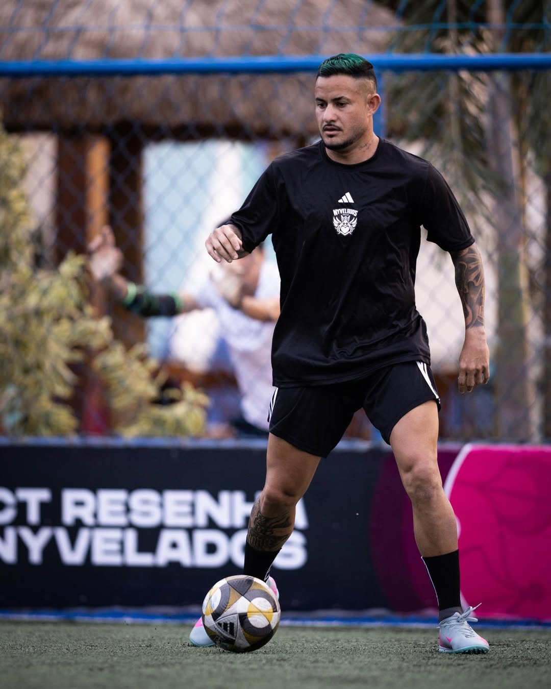 Daniel Coringa, Jogador do Nyvelados