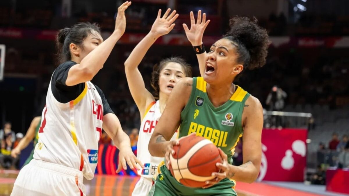 Brasil perde para China e fica fora do Mundial feminino de basquete pela terceira vez seguida