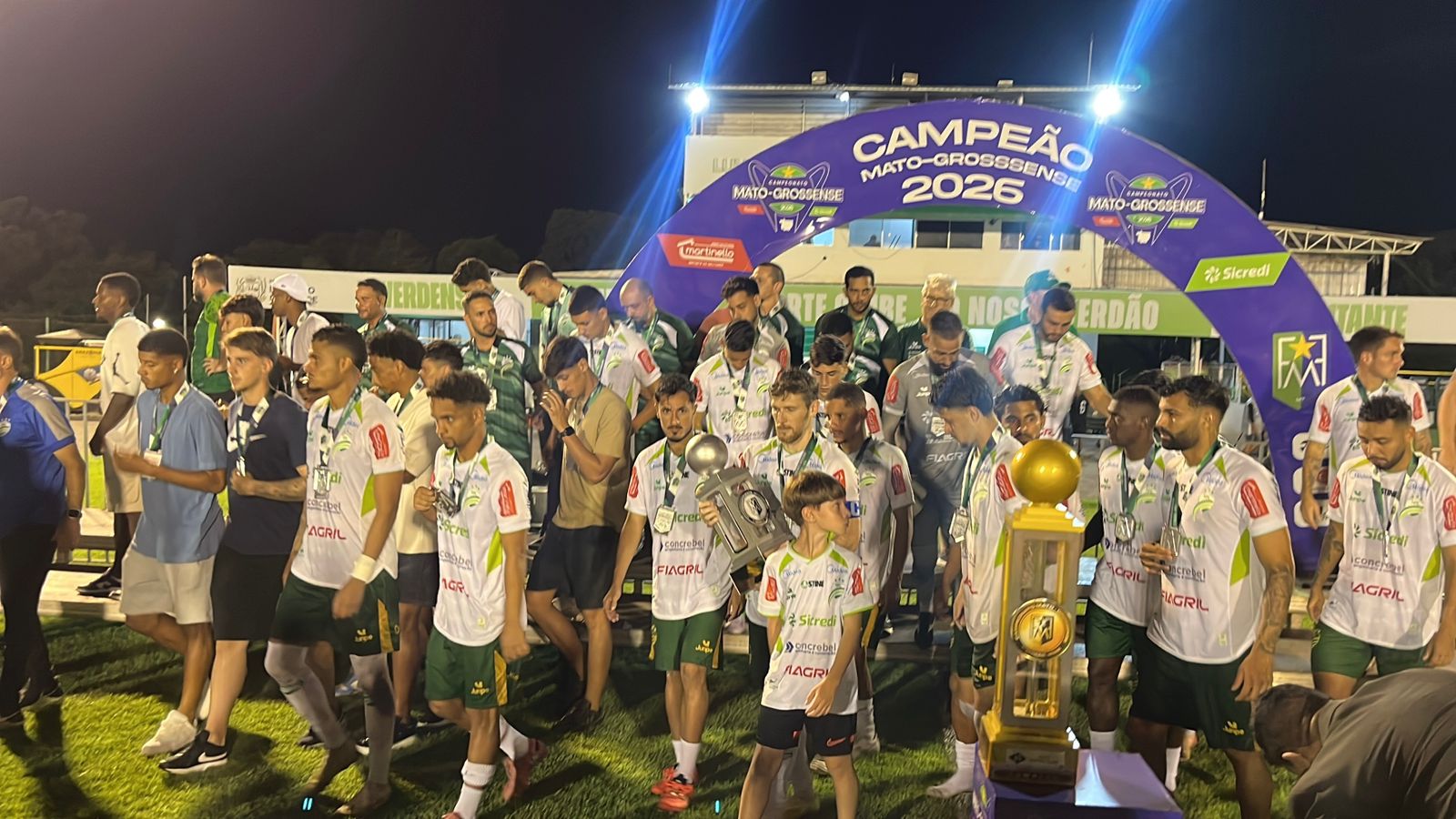 Luverdense cai nos pênaltis para o Mixto e fica com o vice do Mato-grossense 2026