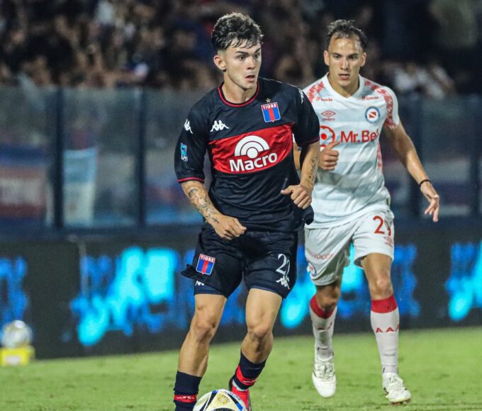 Jogador do Club Atlético Tigre