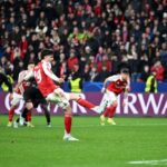 Arsenal buscou o empate no fim no jogo de ida