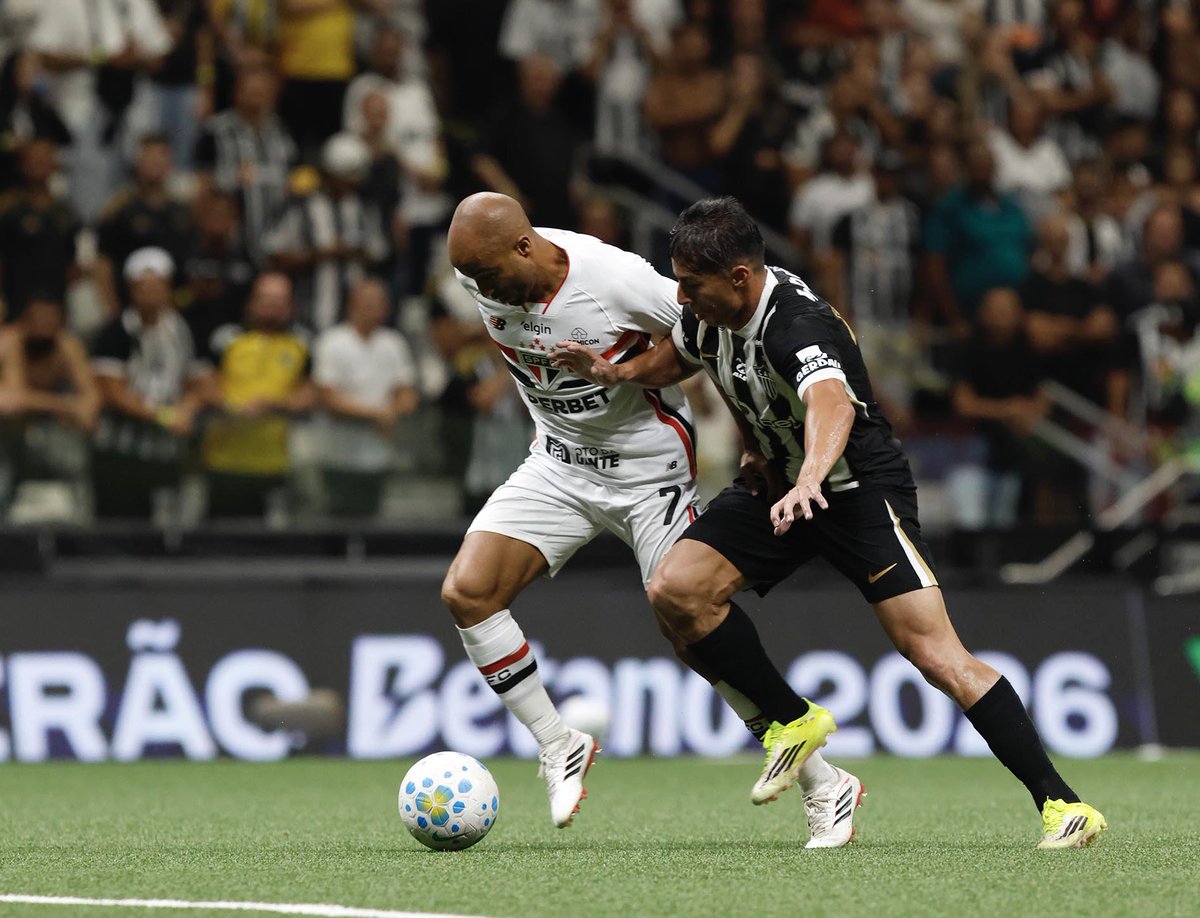 Lucas Moura, Jogador do São Paulo