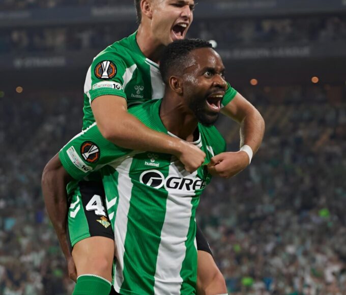 Cédric Bakambu, Jogador do Real Betis