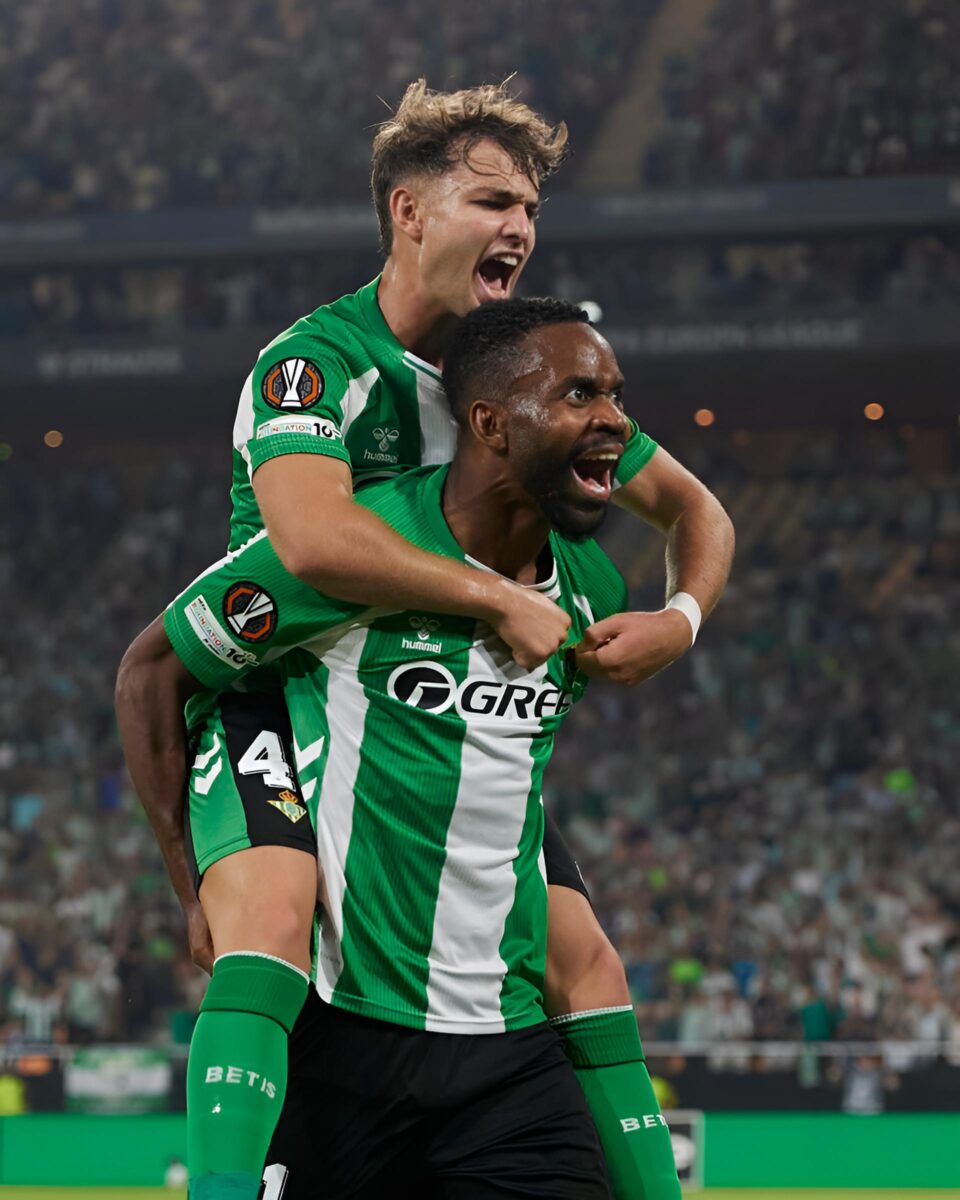 Cédric Bakambu, Jogador do Real Betis