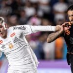 Santos x Corinthians: onde assistir ao vivo, horário e prováveis escalações do clássico na Vila Belmiro