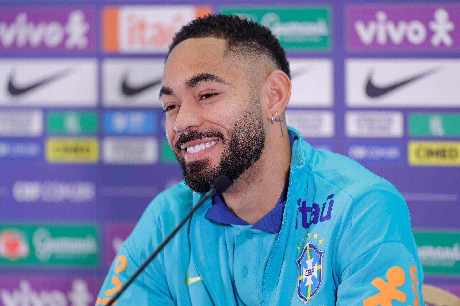 De esquecido por Tite, a titular com Ancelotti; compare as reações de Matheus Cunha em 22 e 26 - Canal Na Coruja