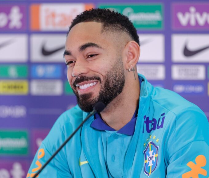De esquecido por Tite, a titular com Ancelotti; compare as reações de Matheus Cunha em 22 e 26 - Canal Na Coruja