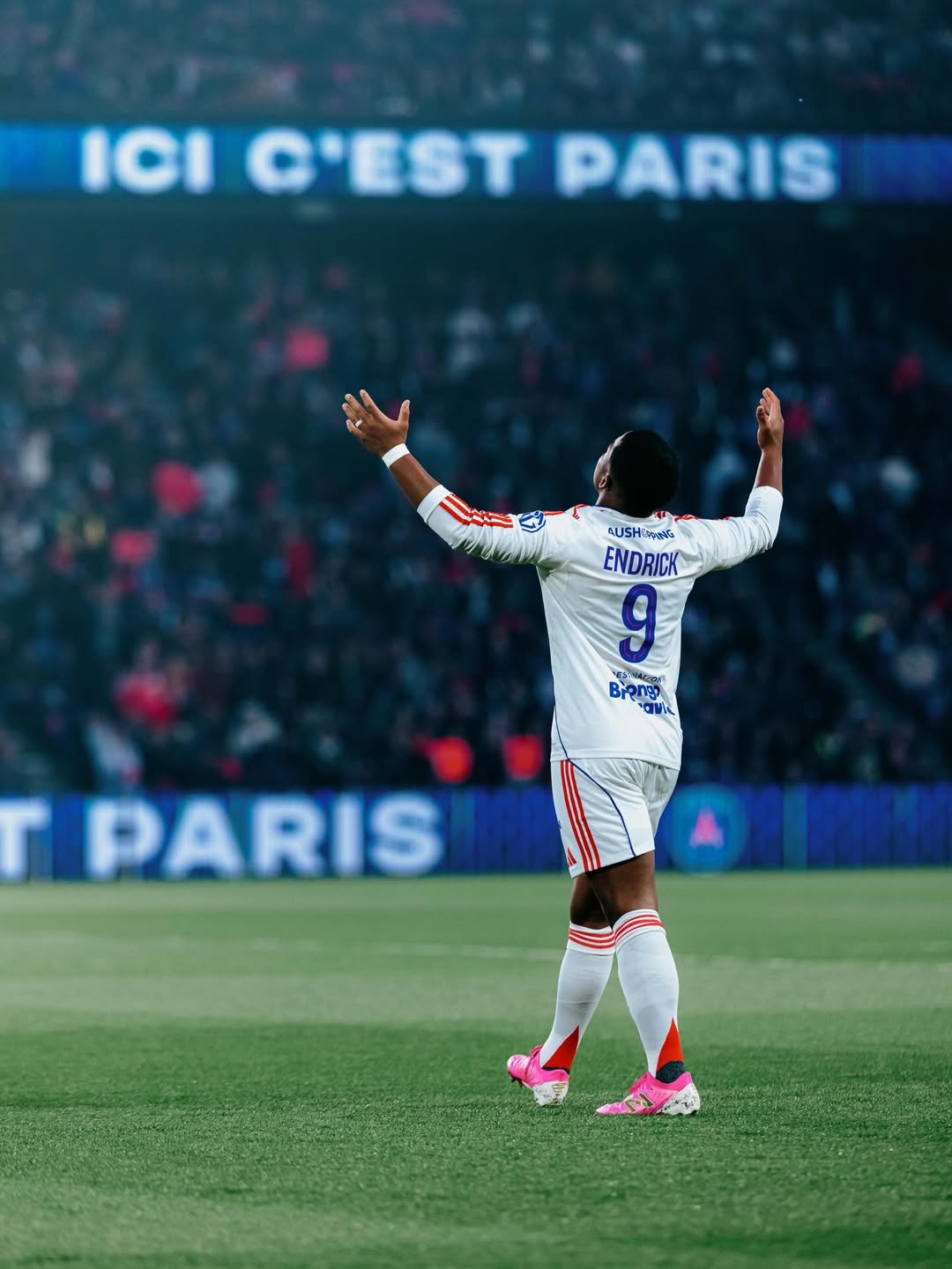 Endrick se despede do Lyon após sequência de destaque e retorna ao Real Madrid - Canal Na Coruja