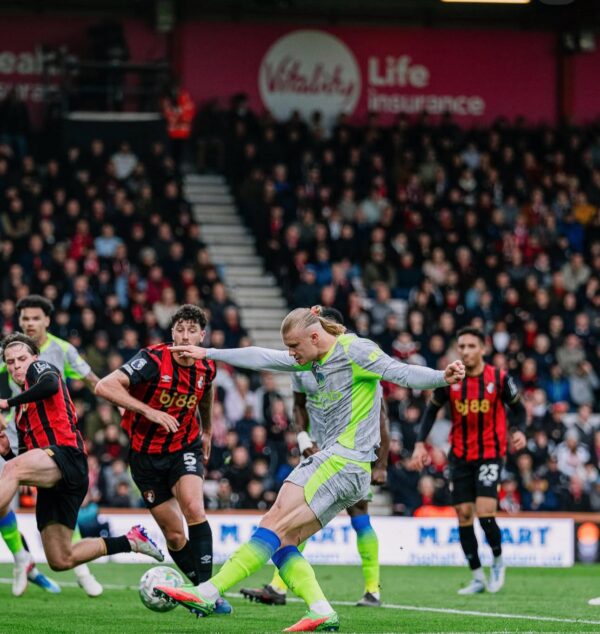 O CITY EMPATA COM O BOURNEMOUTH E ARSENAL SE CONSAGRA CAMPEÃO INGLÊS - Canal Na Coruja