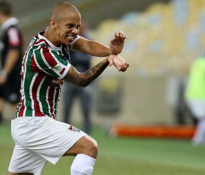 Cuiabá acerta contratação de atacante ex-Fluminense para sequência da Série B - Canal Na Coruja