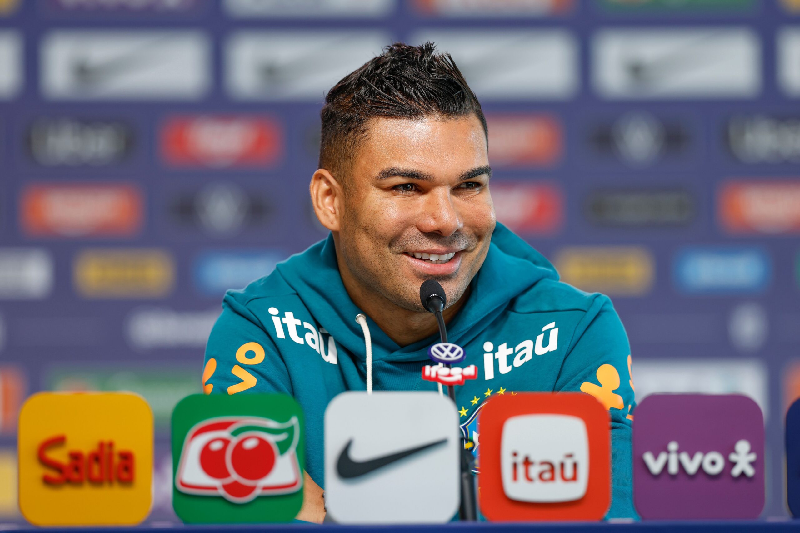 Casemiro fala sobre Neymar, pressão em Endrick e liderança na Seleção Brasileira - Canal Na Coruja
