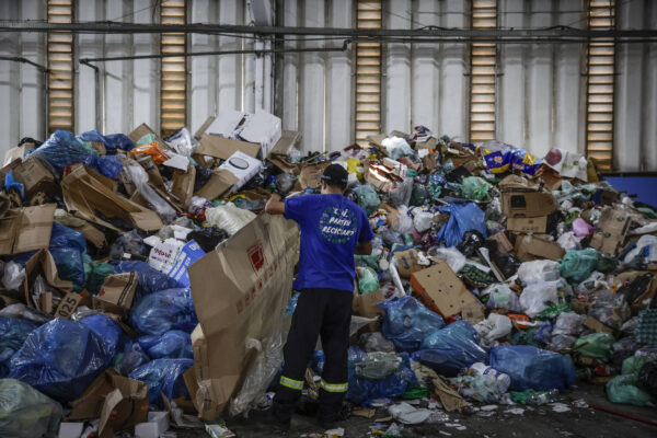 Economia circular no Brasil reaproveita apenas 1,3% dos materiais consumidos