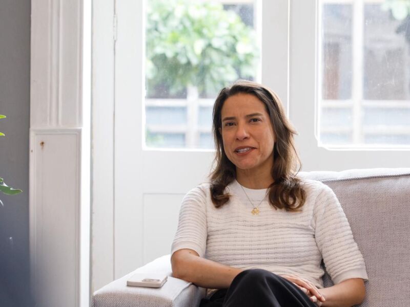 Governadora Raquel Lyra visita Folha de Pernambuco e destaca compromisso com o estado