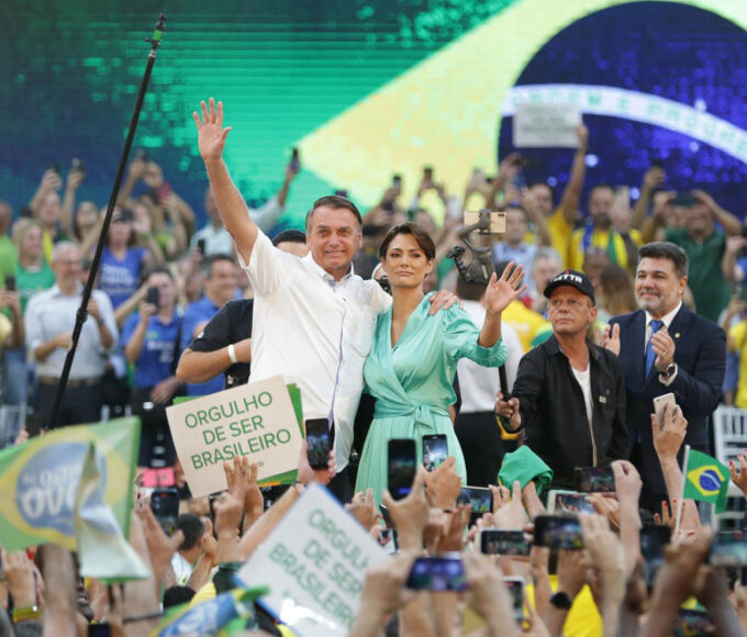 Partidos políticos com mais filiados no Brasil surpreendem em levantamento
