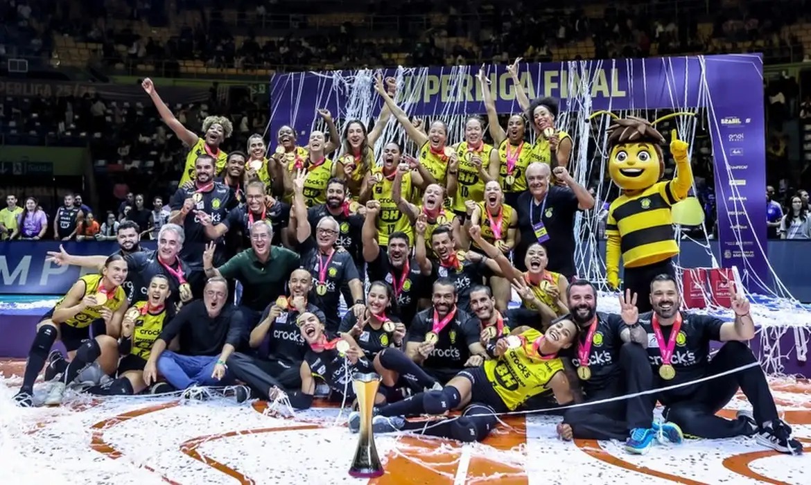 praia_clube_campeao_superliga_fem_2026_11zon
