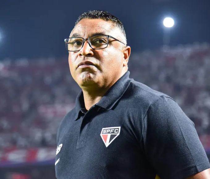 Roger Machado demitido do São Paulo após eliminação na Copa do Brasil