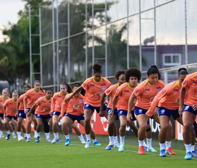 Seleção Feminina Principal realiza primeiro treino em São Paulo - Canal Na Coruja