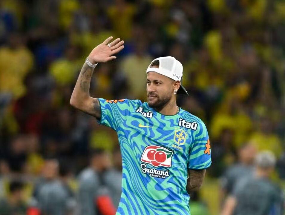 Neymar é ovacionado pela torcida brasileira antes de amistoso com o Panamá - Canal Na Coruja