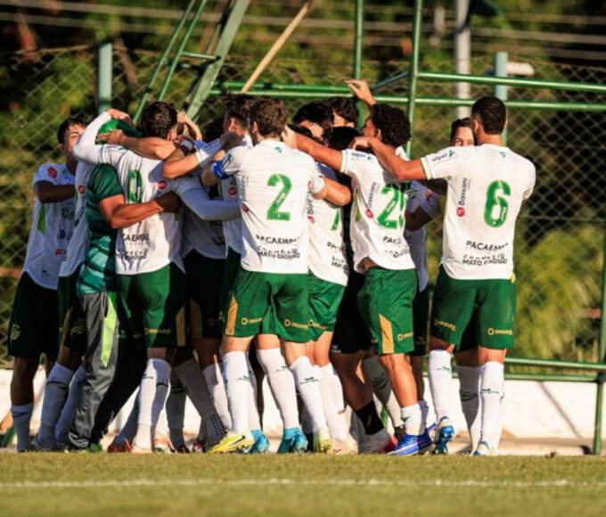 Luverdense dá show, goleia o Inhumas e se classifica na vice-liderança do Grupo A3 da Série D - Canal Na Coruja