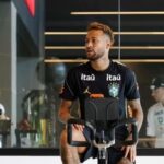 Neymar fica fora de viagem para amistoso contra o Egito e segue tratamento nos Estados Unidos - Canal Na Coruja