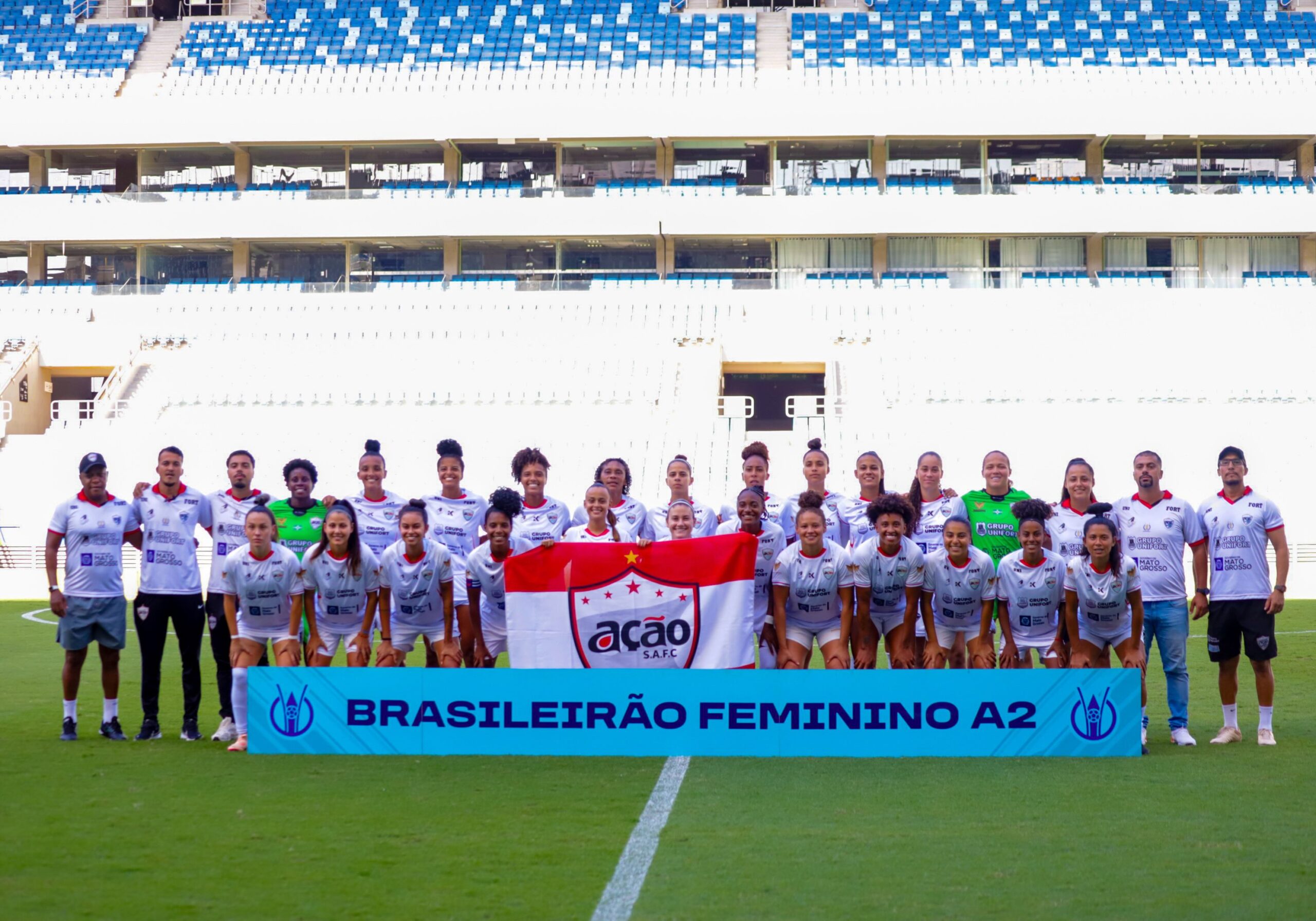 ação perfilado na arena pantanal