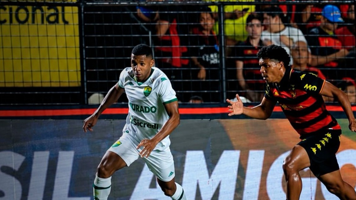 cuiabá x sport recife em jogo válido pela 20° rodada do brasileirão série b