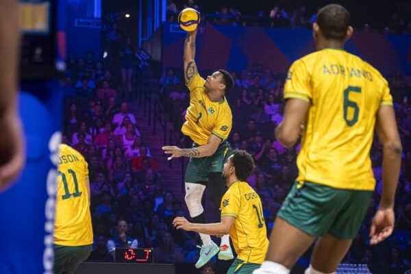 VOLEI