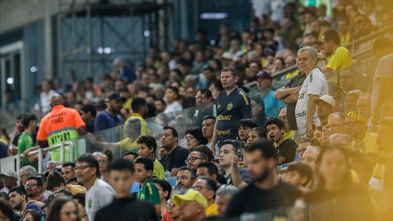 AssCom Dourado