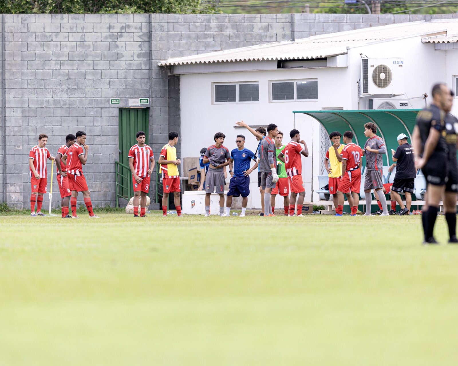 Paulistano x Uirapuru é encerrado após técnico empurrar árbitro 1 Jonathan Domingos