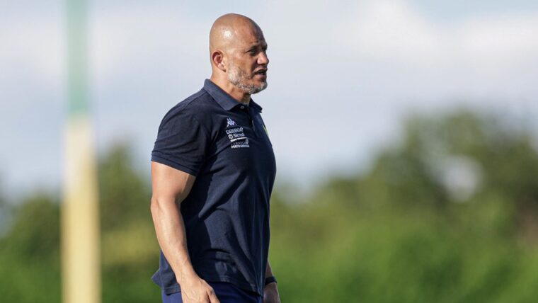 Auxiliar técnico Nei Silva é desligado do Cuiabá antes do confronto contra o Londrina